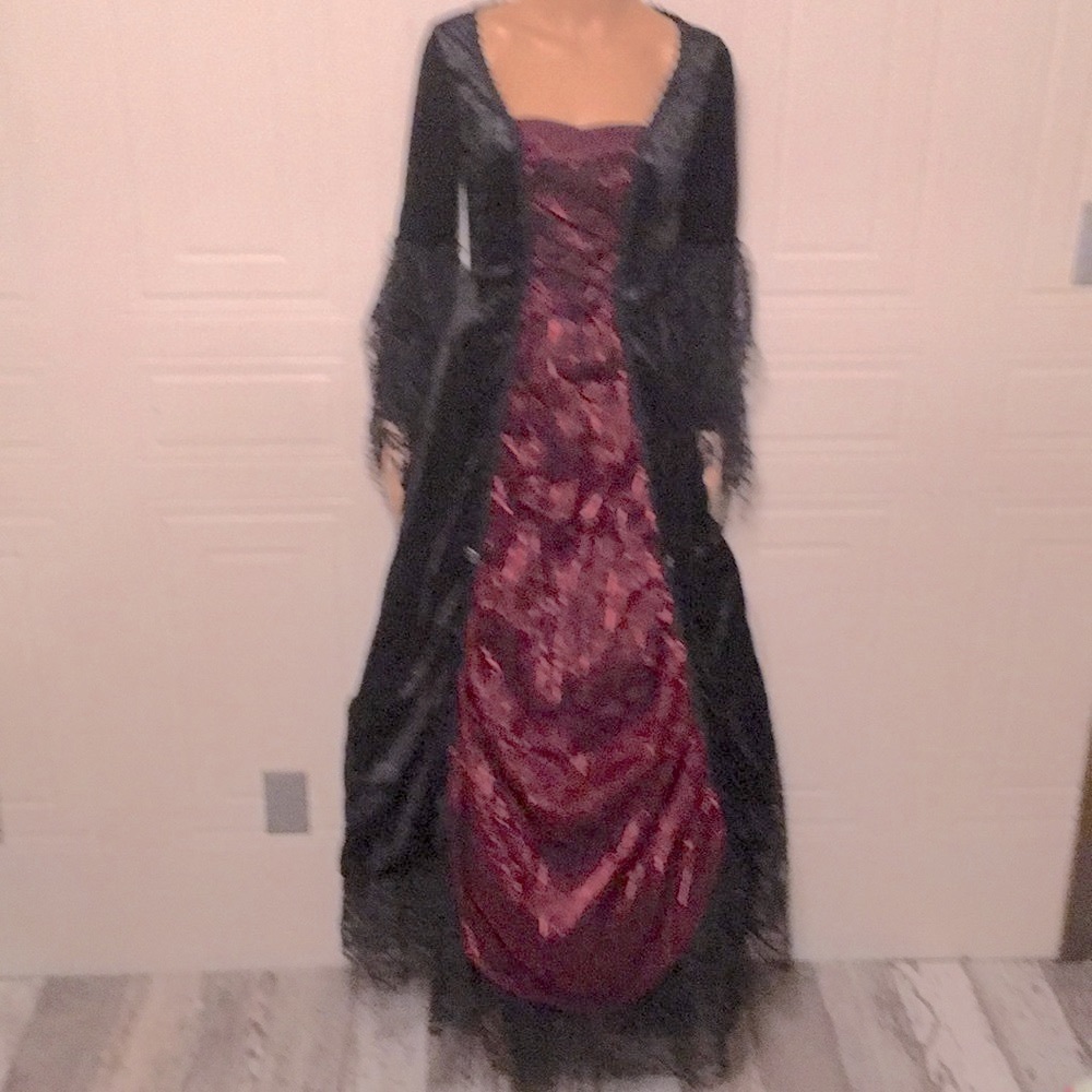 Gothic Vampiress “in character” costumes w/ long petticoat. Petticoat ups cost